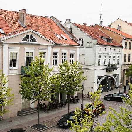 Classy Green Old Town Apartment Klaipeda Exterior photo